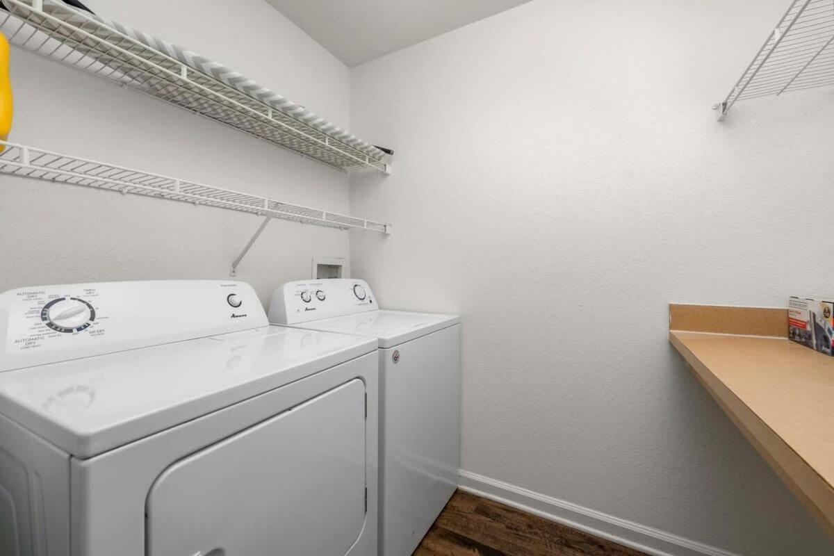 Budget Friendly Sleeps 8 Discounts Available Tampa Eksteriør bilde