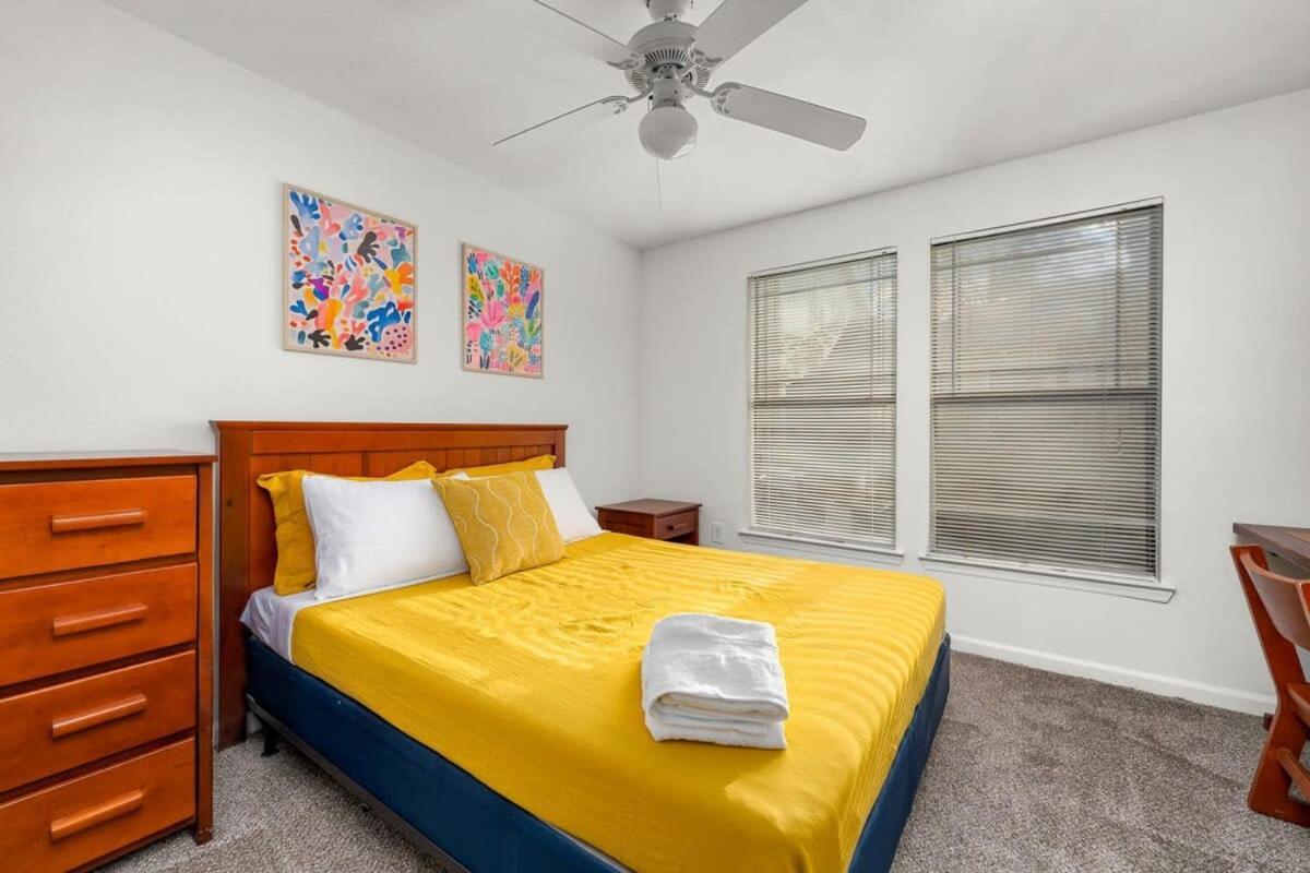 Budget Friendly Sleeps 8 Discounts Available Tampa Eksteriør bilde